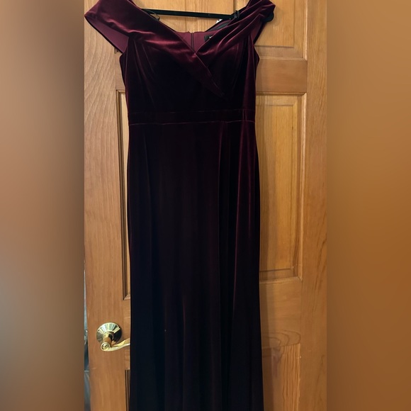 Brand New AQUA Velvet Burgundy Evening Gown - Picture 2 of 5